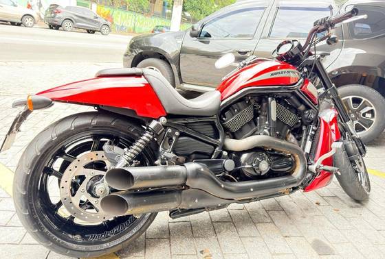 HARLEY-DAVIDSON NIGHT ROD SPECIAL 